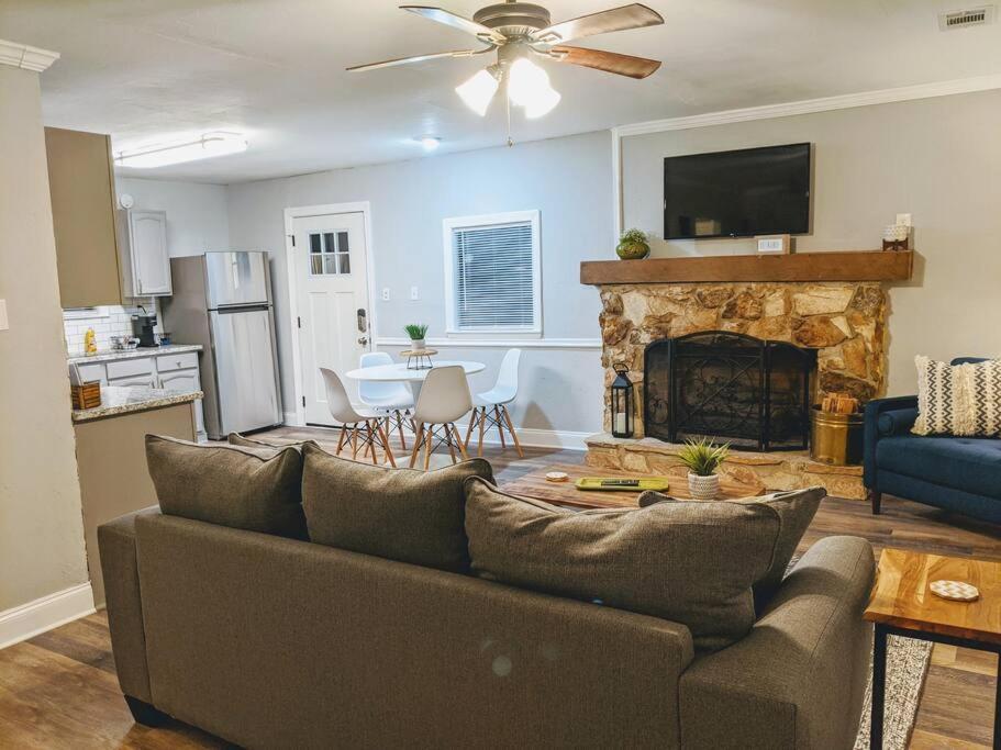 Gold Dust Delight - Cozy Cottage In The Woods Dahlonega Εξωτερικό φωτογραφία